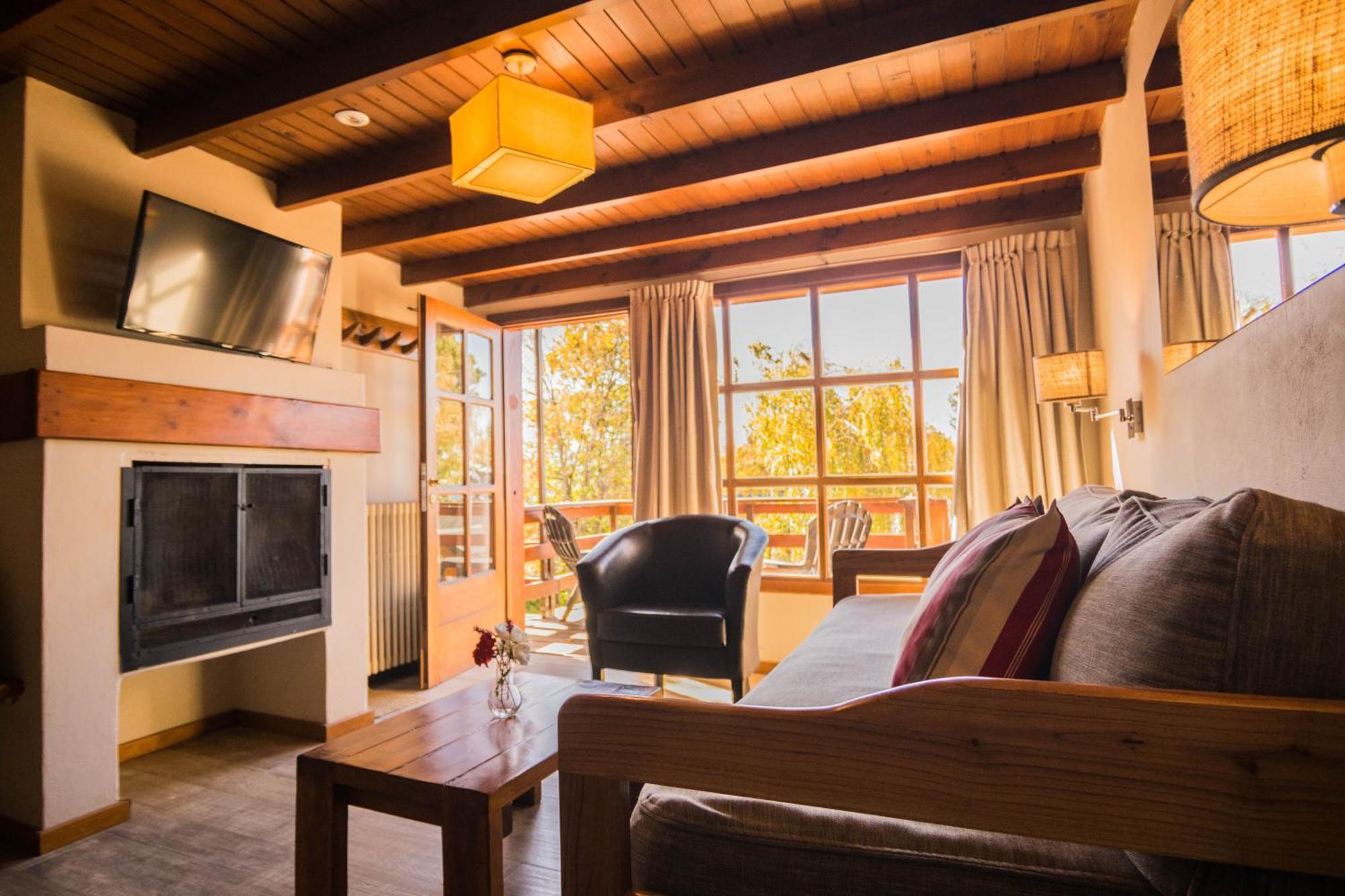 Pailahue Cabanas Lodge San Carlos de Bariloche Exterior photo